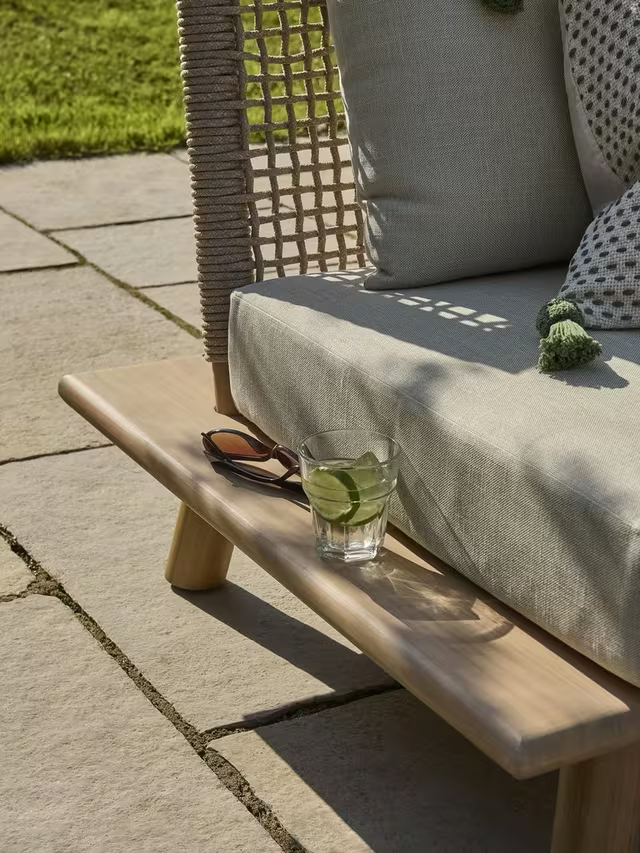 Ardin Chair