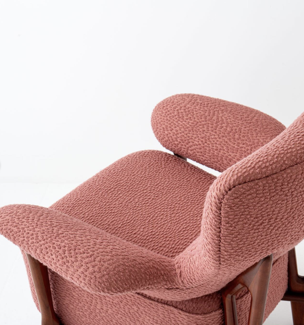 Theo Chair