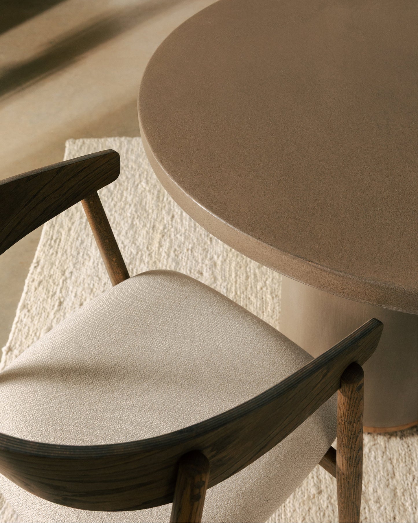 Eloria Dining Table