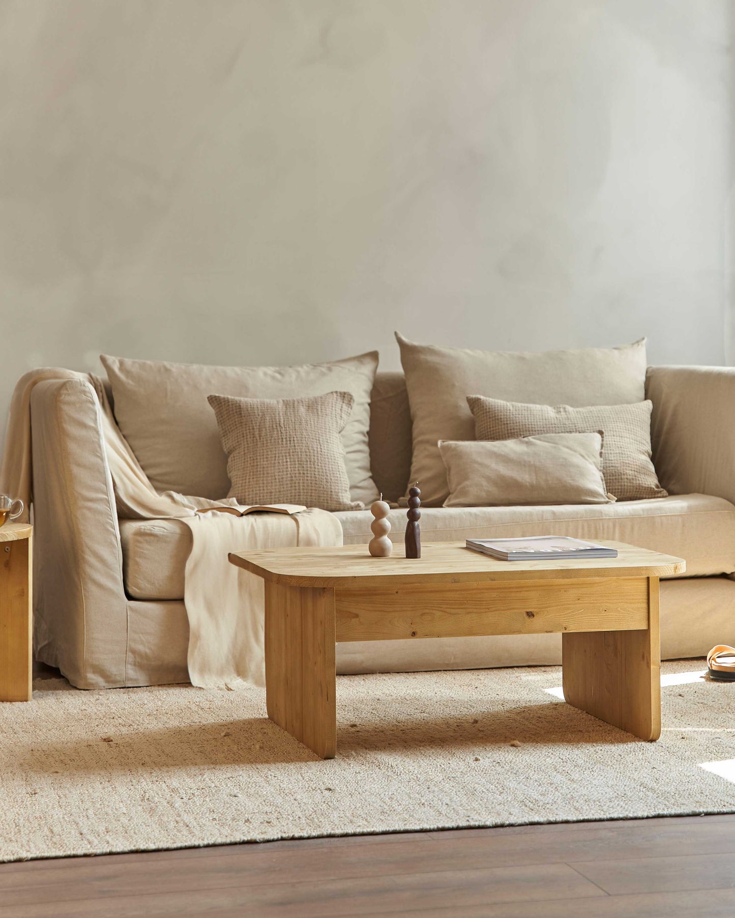 Liora Coffee Table