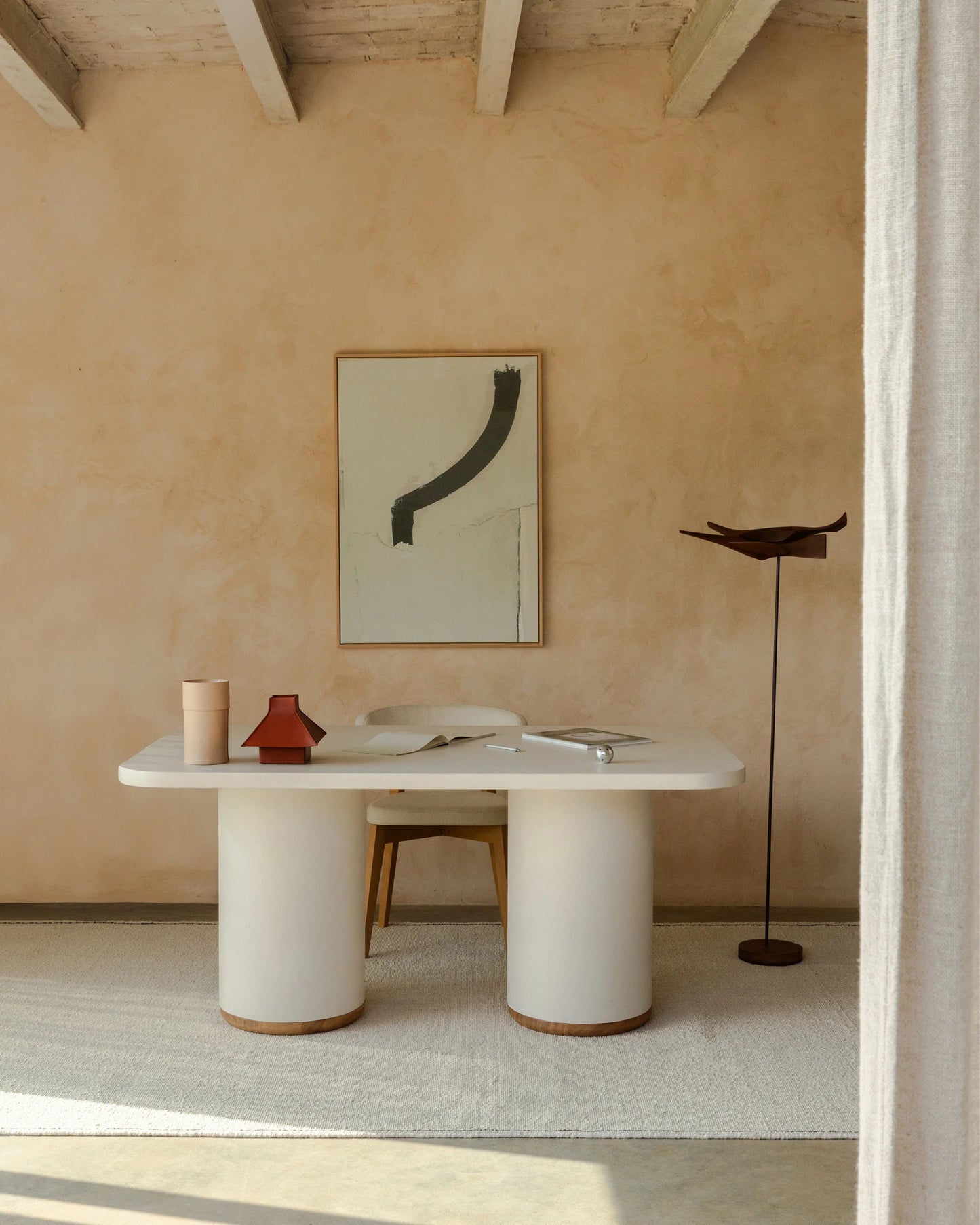 Eloura Dining Table