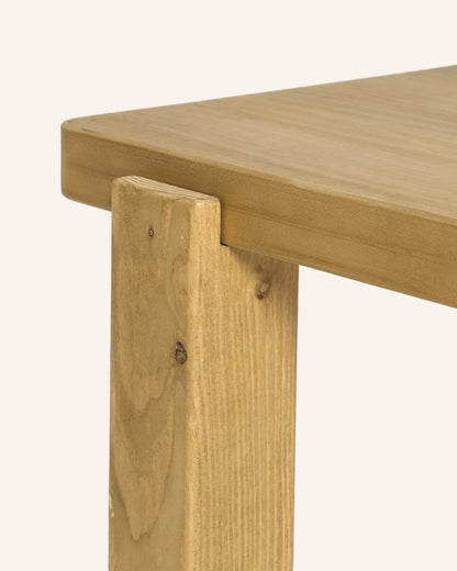 Elessa Bench