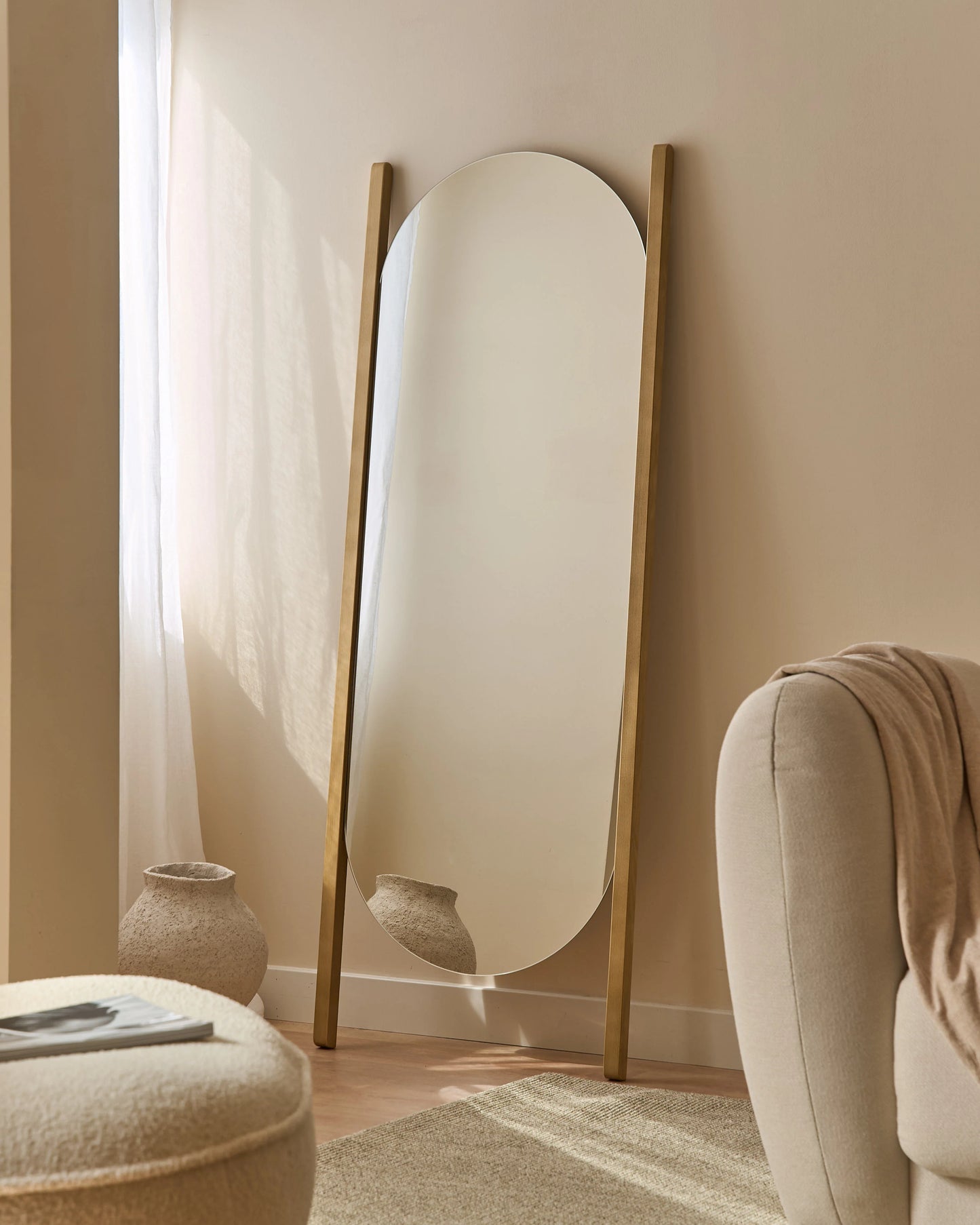 Noa Mirror