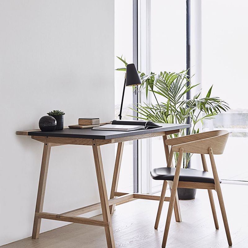 The Lasso Desk