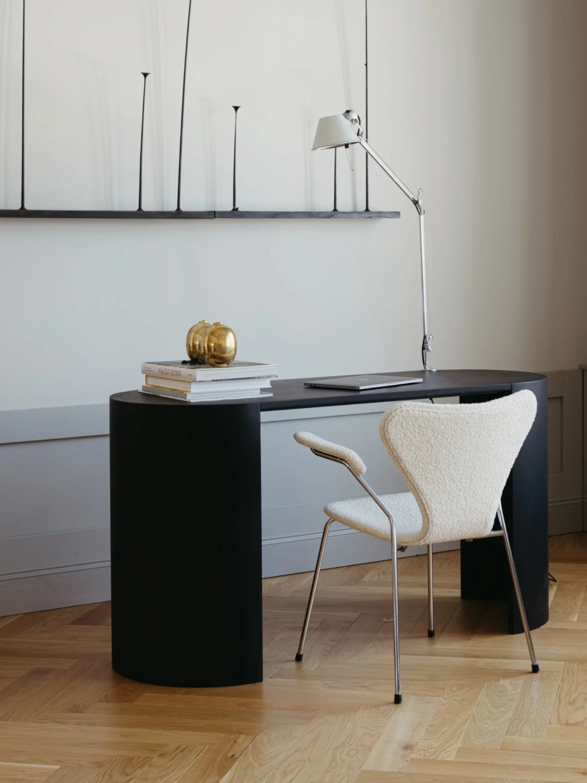 Airen Desk